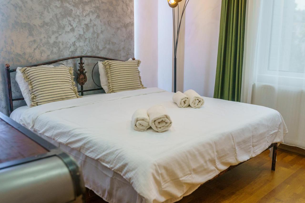 Main Square 5 Star Luxury Apartment With View Cluj-Napoca Exterior foto